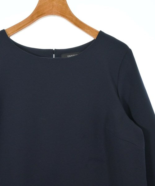 UNTITLED เสื้อสตรี