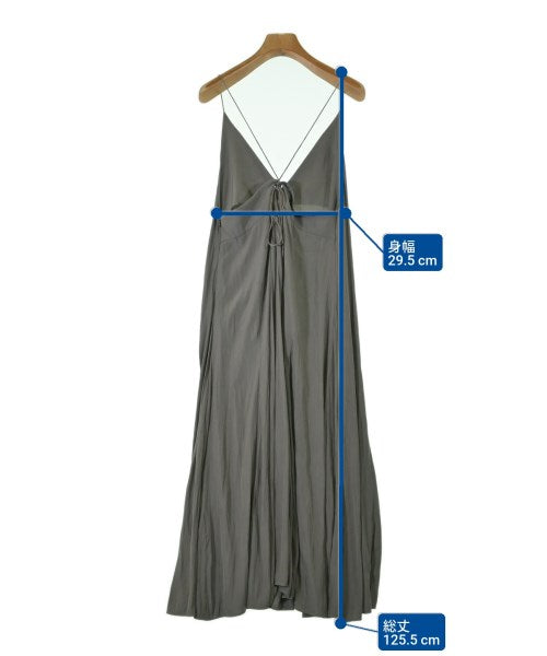 UNTITLED ชุดเดรส