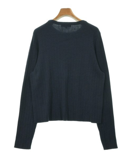 UNTITLED เสื้อกันหนาว