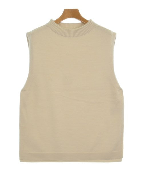 UNTITLED เสื้อกั๊ก