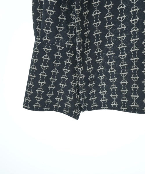 UNTITLED เสื้อสตรี