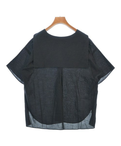 UNTITLED เสื้อสตรี