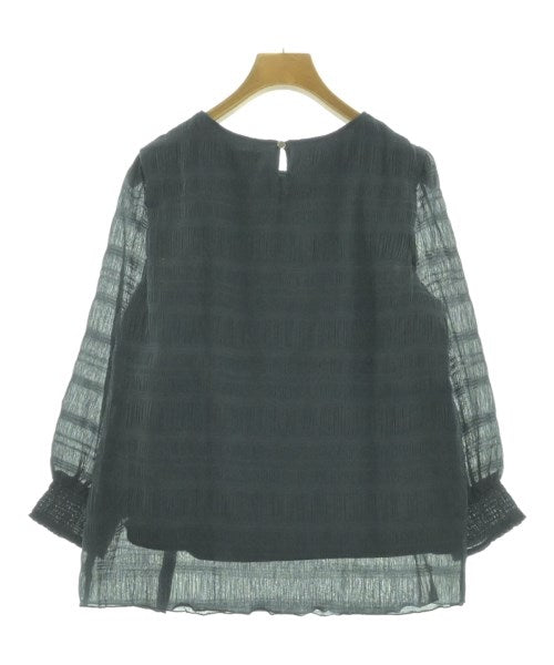 UNTITLED เสื้อสตรี