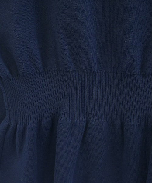 UNTITLED เสื้อกันหนาว