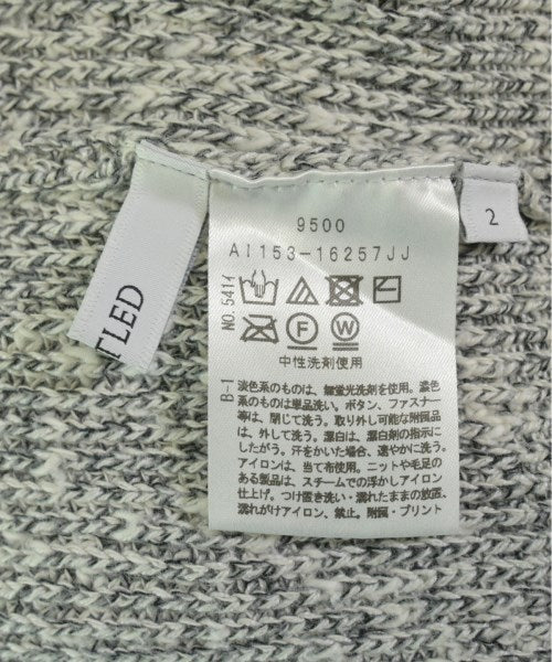 UNTITLED เสื้อกันหนาว