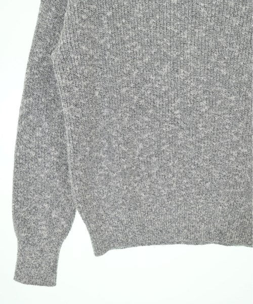 UNTITLED เสื้อกันหนาว