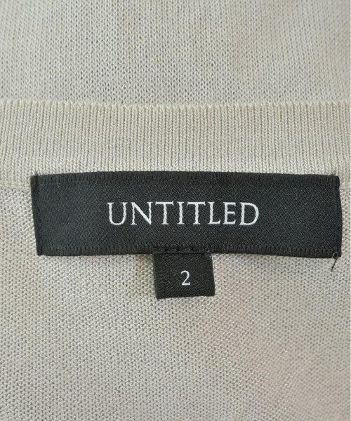 UNTITLED เสื้อแขนกุด