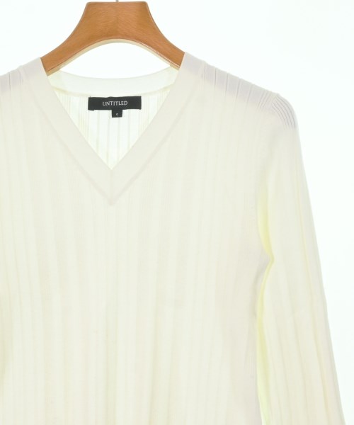 UNTITLED เสื้อกันหนาว