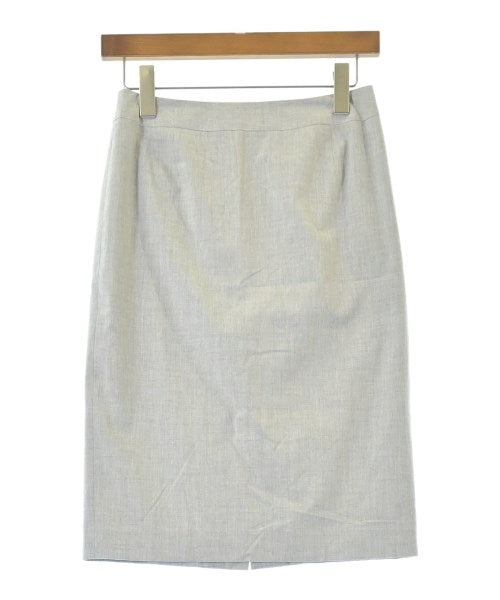 UNTITLED กระโปรงยาวถึงเข่า