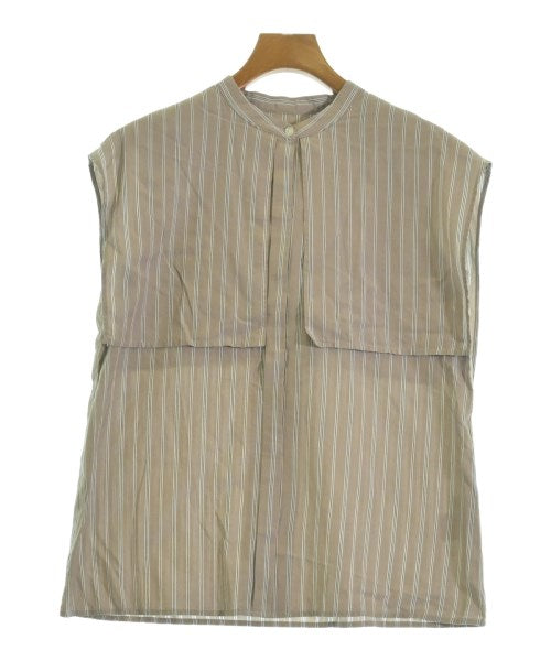 UNTITLED เสื้อลำลอง