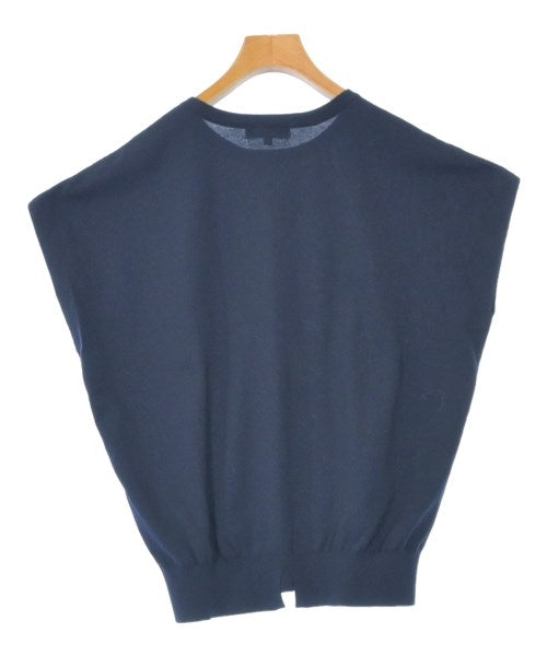 UNTITLED เสื้อกั๊ก