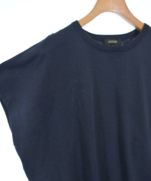 UNTITLED เสื้อกั๊ก