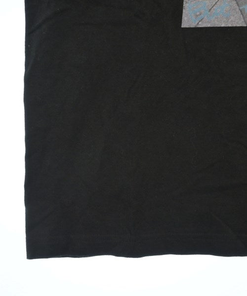 UNTITLED เสื้อยืด/เสื้อท็อปส์