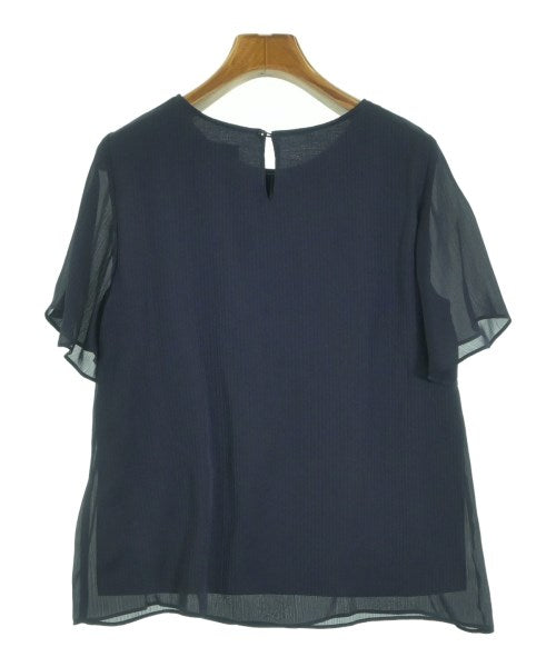 UNTITLED เสื้อสตรี