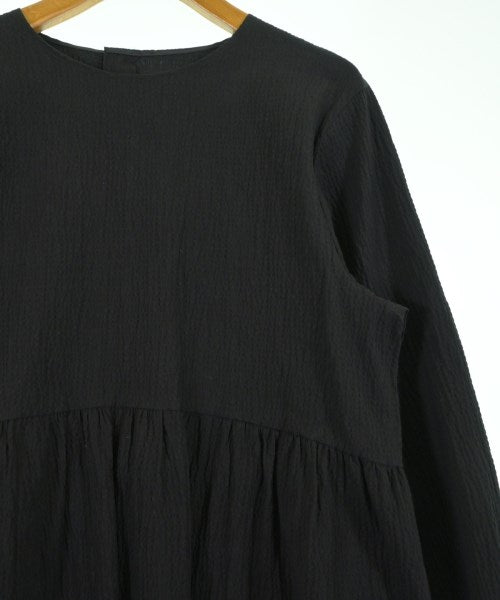 UNTITLED เสื้อสตรี