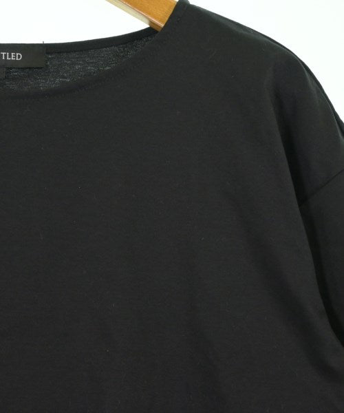 UNTITLED เสื้อยืด/เสื้อท็อปส์