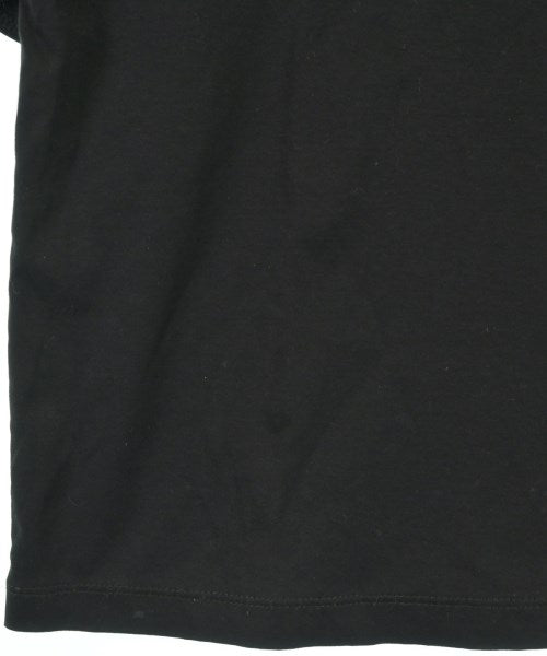 UNTITLED เสื้อยืด/เสื้อท็อปส์