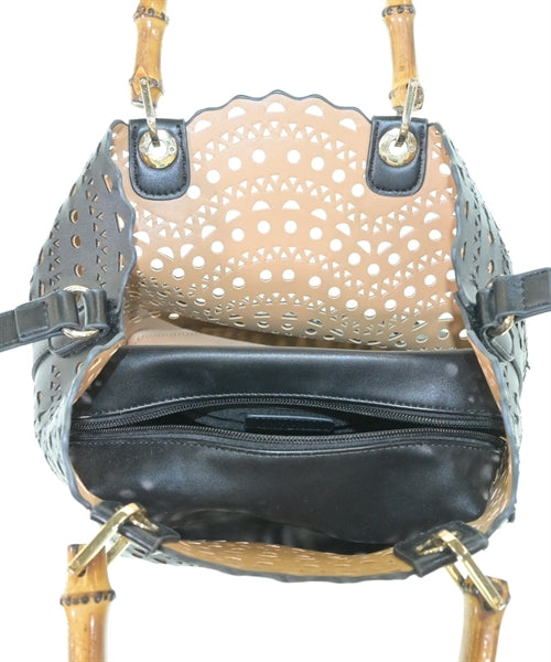 UNTITLED กระเป๋าถือขนาดใหญ่