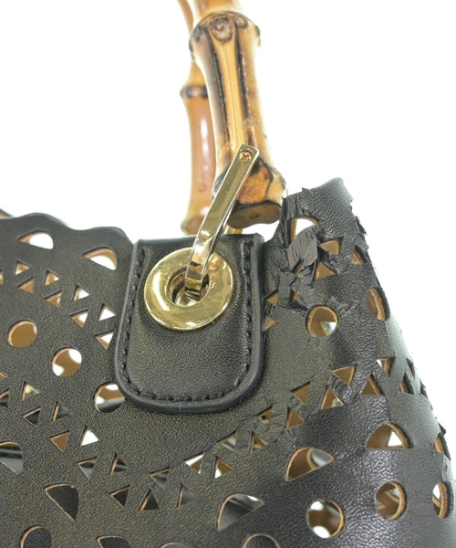 UNTITLED กระเป๋าถือขนาดใหญ่