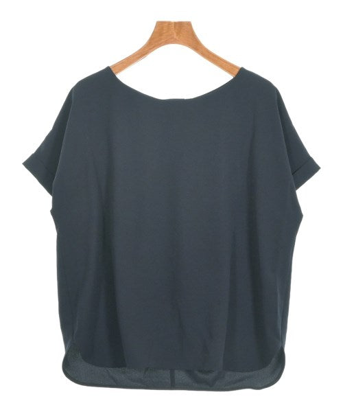 UNTITLED เสื้อสตรี