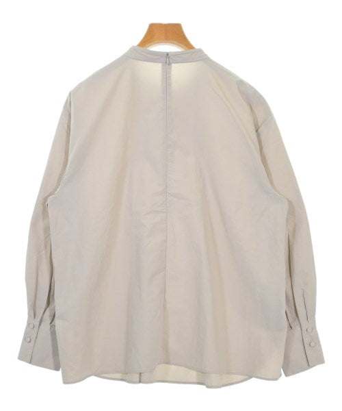 UNTITLED เสื้อสตรี