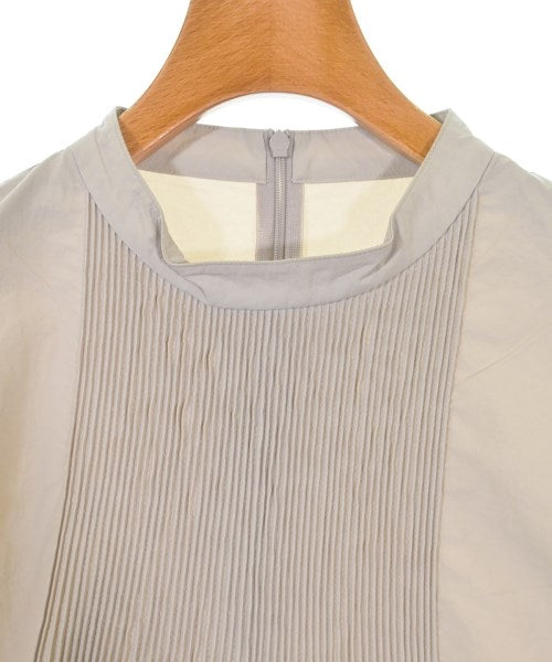 UNTITLED เสื้อสตรี