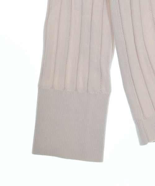 UNTITLED เสื้อกันหนาว