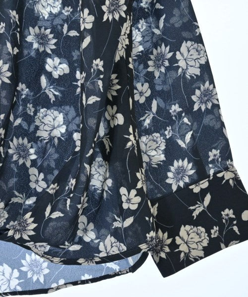 UNTITLED เสื้อสตรี