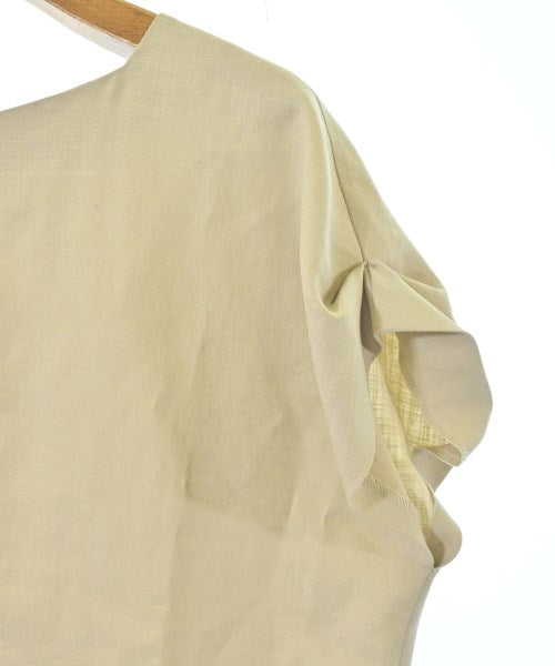 UNTITLED เสื้อสตรี