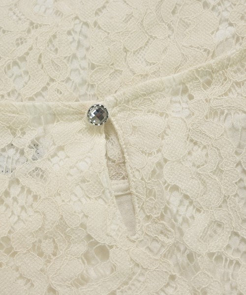 UNTITLED เสื้อสตรี