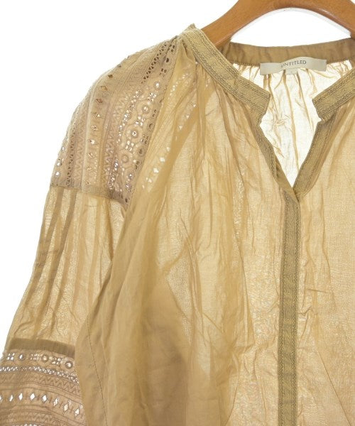 UNTITLED เสื้อสตรี