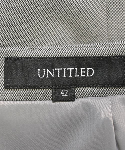 UNTITLED กระโปรงยาวถึงเข่า