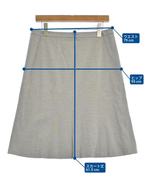 UNTITLED กระโปรงยาวถึงเข่า