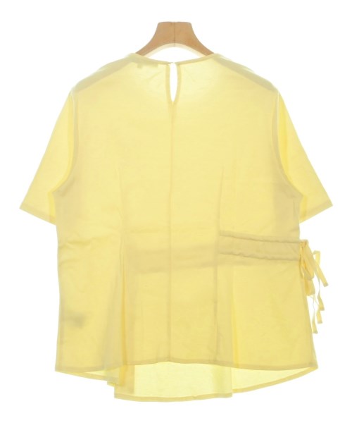 UNTITLED เสื้อยืด/เสื้อท็อปส์