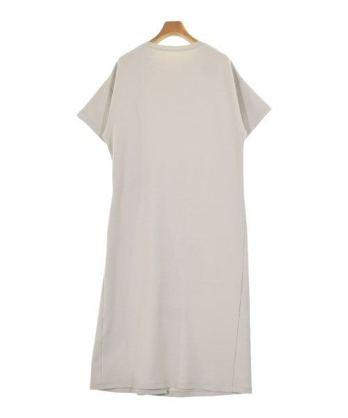 UNTITLED ชุดเดรส