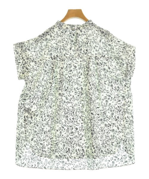 UNTITLED เสื้อสตรี