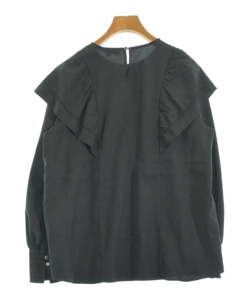 UNTITLED เสื้อสตรี