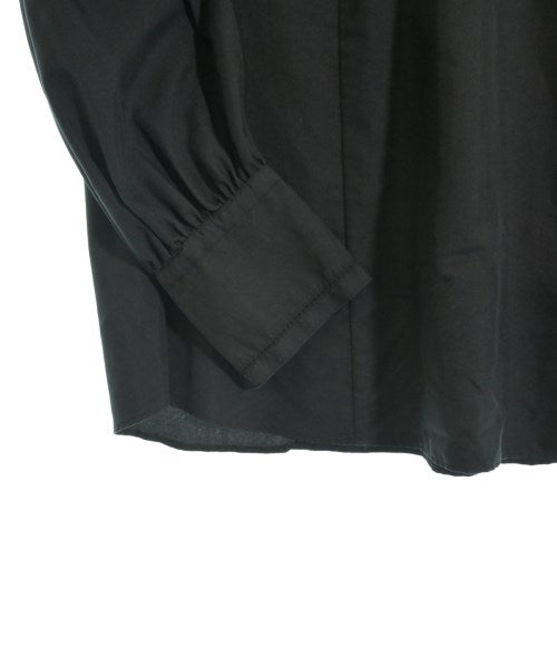 UNTITLED เสื้อสตรี