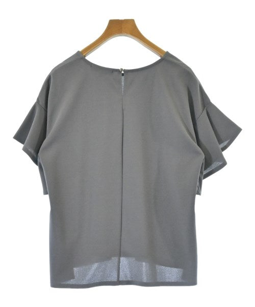 UNTITLED เสื้อสตรี