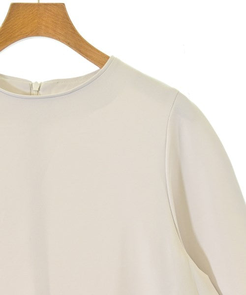 UNTITLED เสื้อสตรี