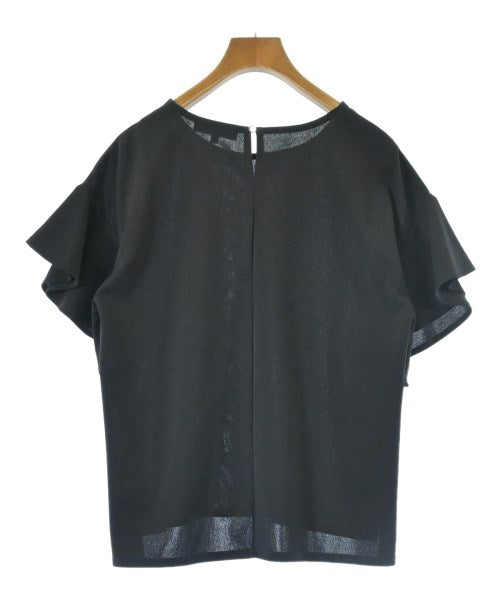 UNTITLED เสื้อสตรี