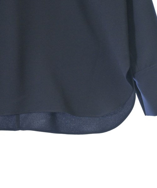 UNTITLED เสื้อสตรี