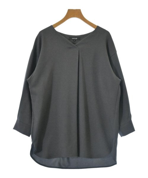 UNTITLED เสื้อสตรี