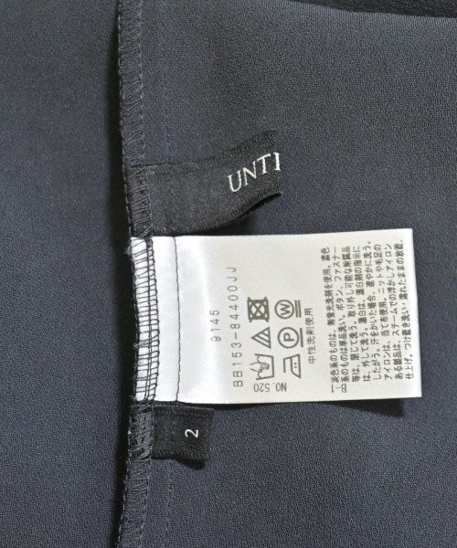 UNTITLED เสื้อสตรี