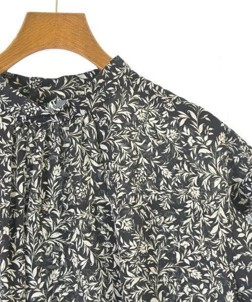 UNTITLED เสื้อสตรี