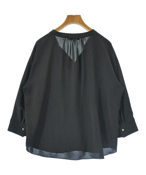 UNTITLED เสื้อสตรี