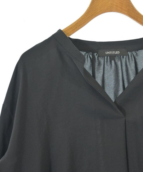 UNTITLED เสื้อสตรี