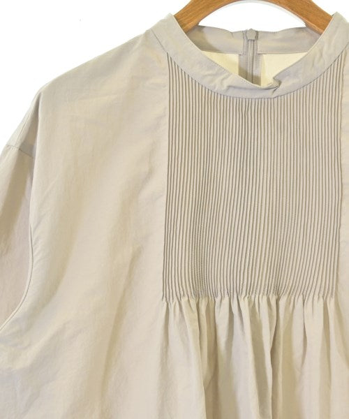 UNTITLED เสื้อสตรี