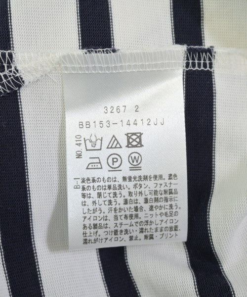 UNTITLED เสื้อยืด/เสื้อท็อปส์