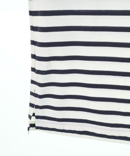 UNTITLED เสื้อยืด/เสื้อท็อปส์